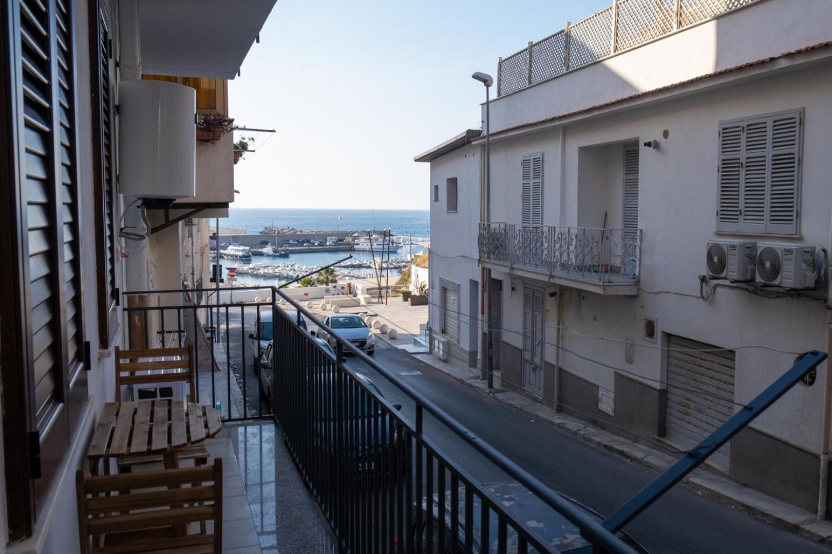 Matilde'S Holiday House Terrasini Exterior photo